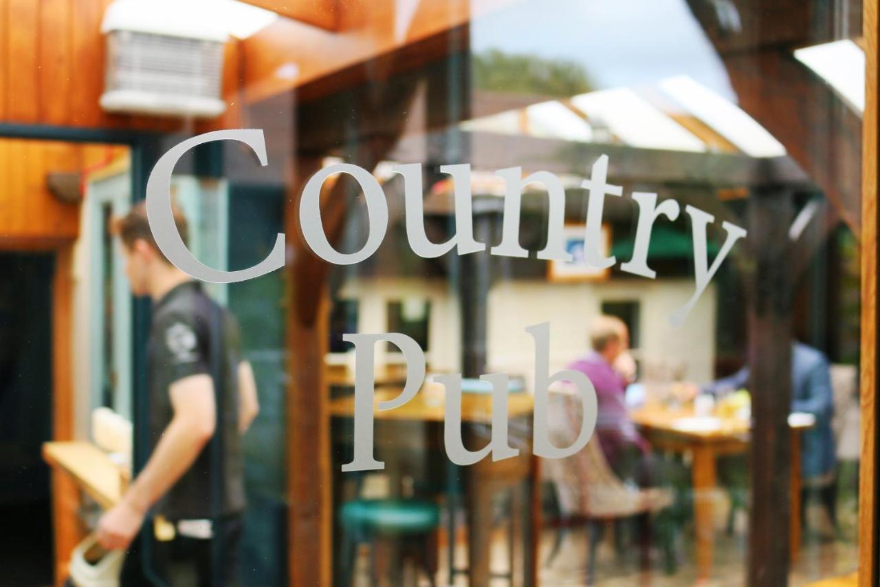 Cromwell Arms Country Pub With Rooms Romsey Exterior foto