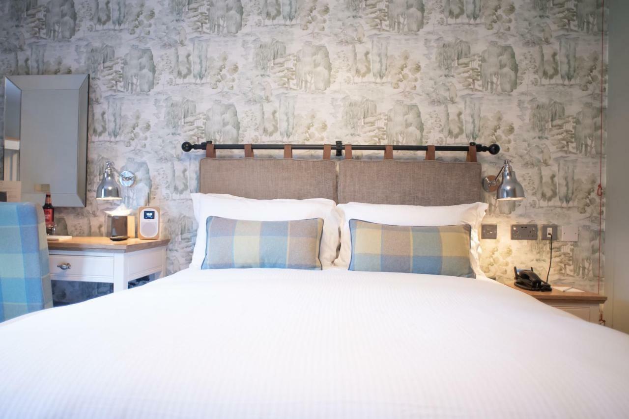 Cromwell Arms Country Pub With Rooms Romsey Exterior foto